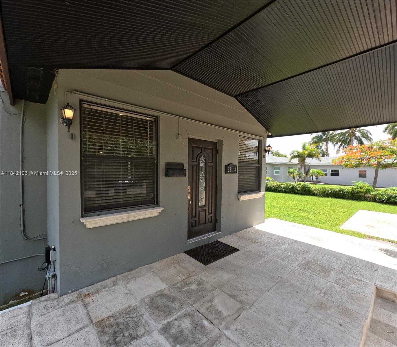 Small Image of 2518 MONROE ST #1-2, Hollywood Number 3