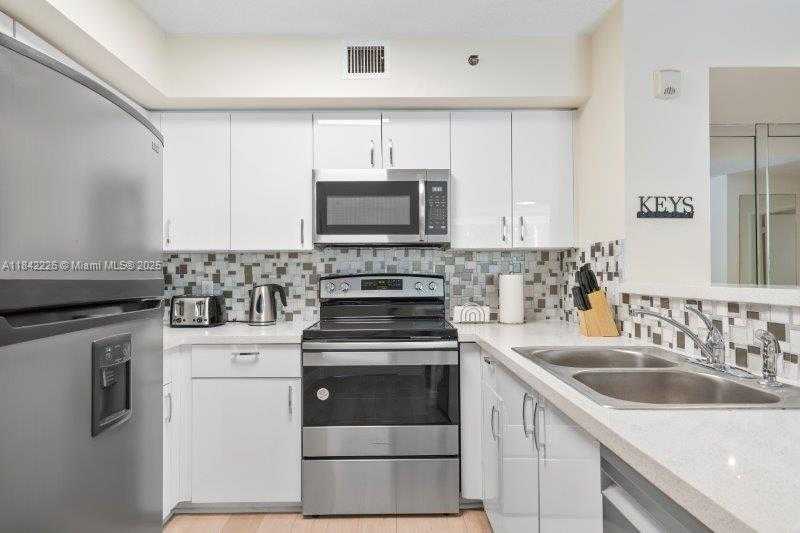 Small Image of 19999 EAST COUNTRY CLUB DR #1206, Aventura Number 20