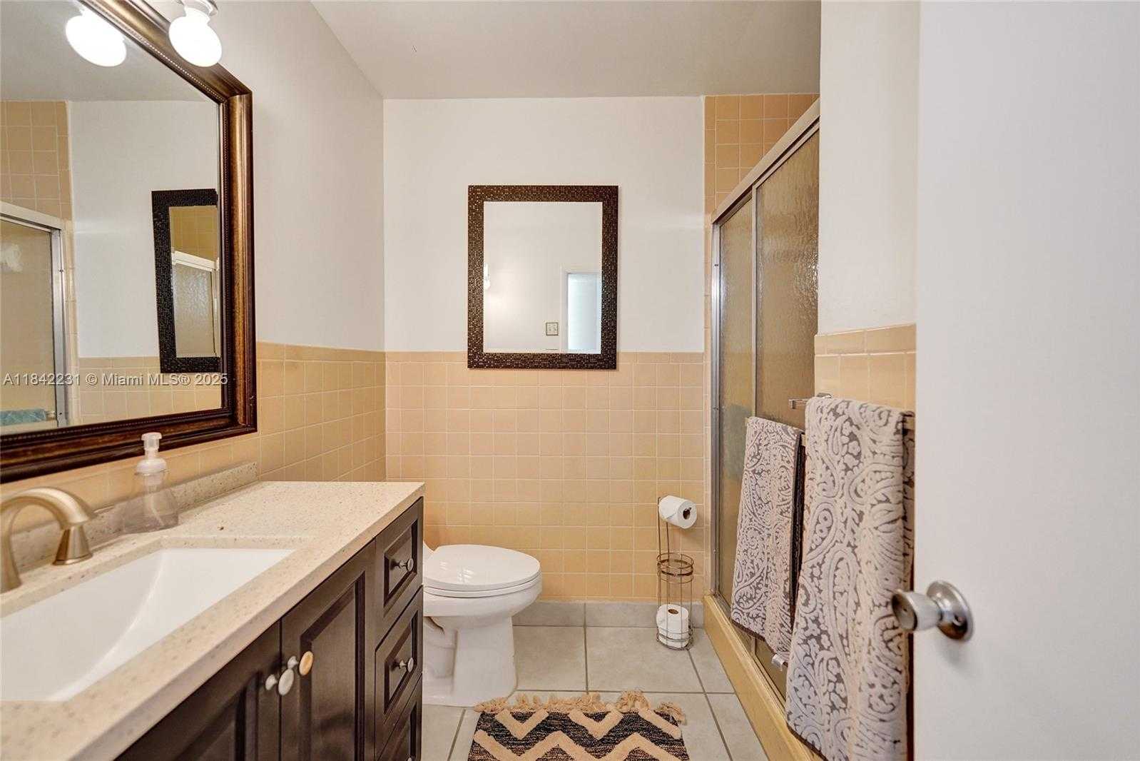 Small Image of 5300 WASHINGTON ST #V308, Hollywood Number 16