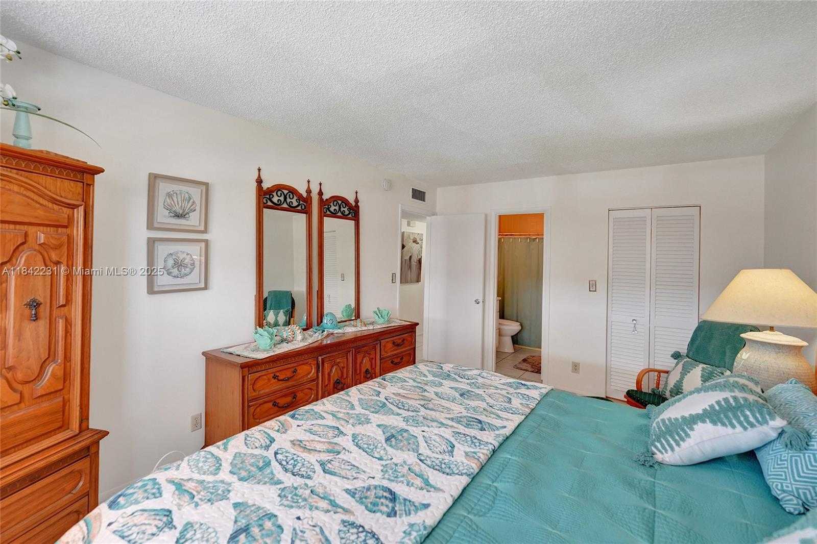 Small Image of 5300 WASHINGTON ST #V308, Hollywood Number 27