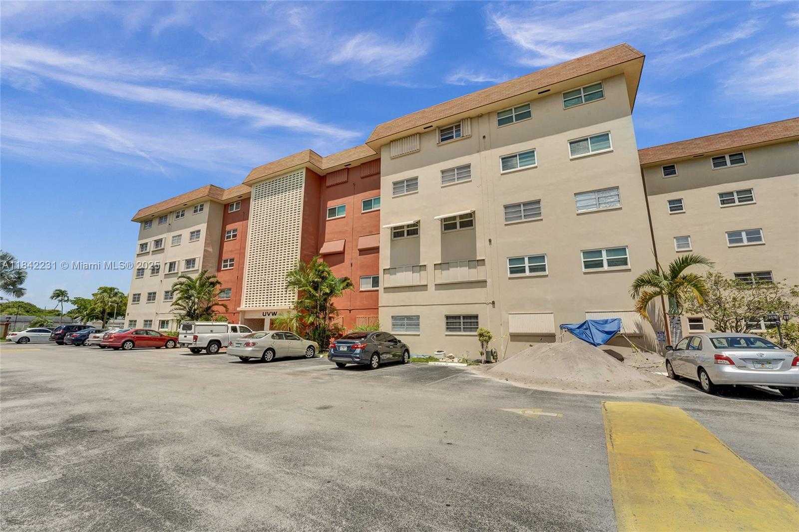 Small Image of 5300 WASHINGTON ST #V308, Hollywood Number 41