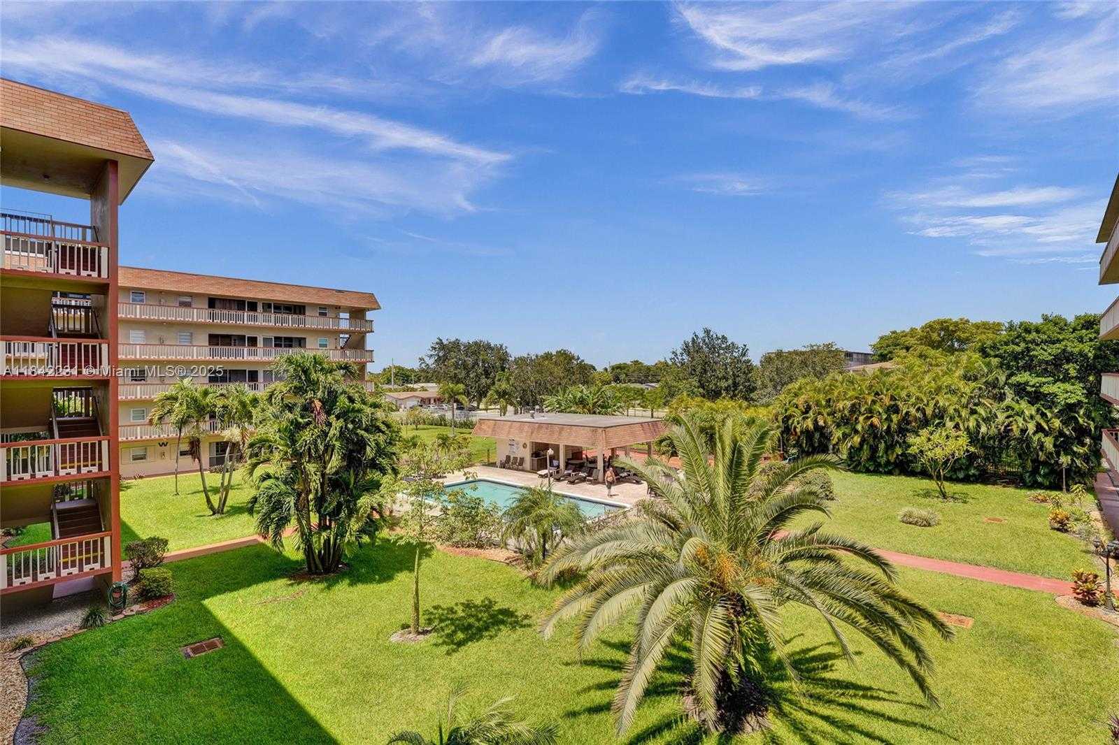 Small Image of 5300 WASHINGTON ST #V308, Hollywood Number 46