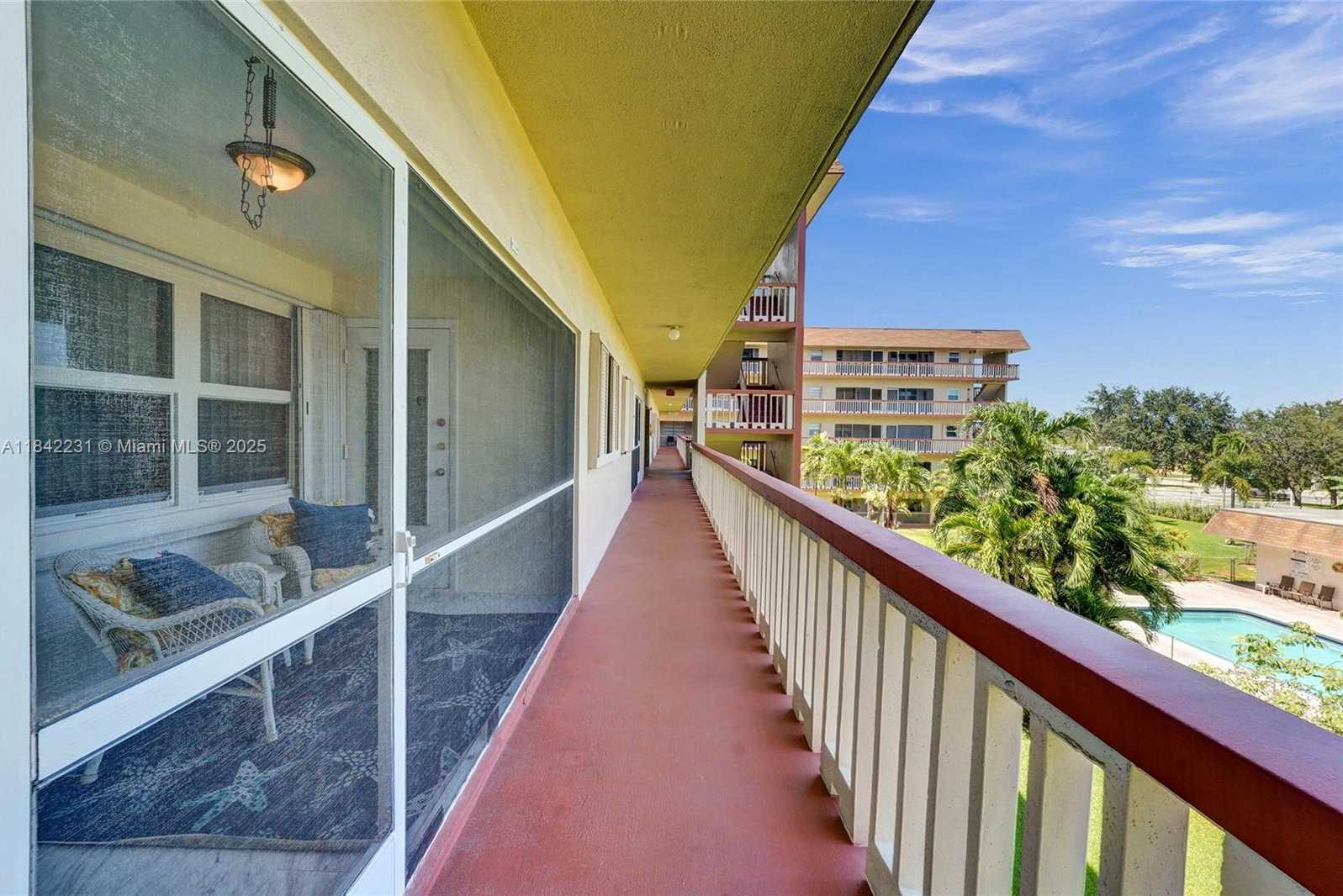 Small Image of 5300 WASHINGTON ST #V308, Hollywood Number 48