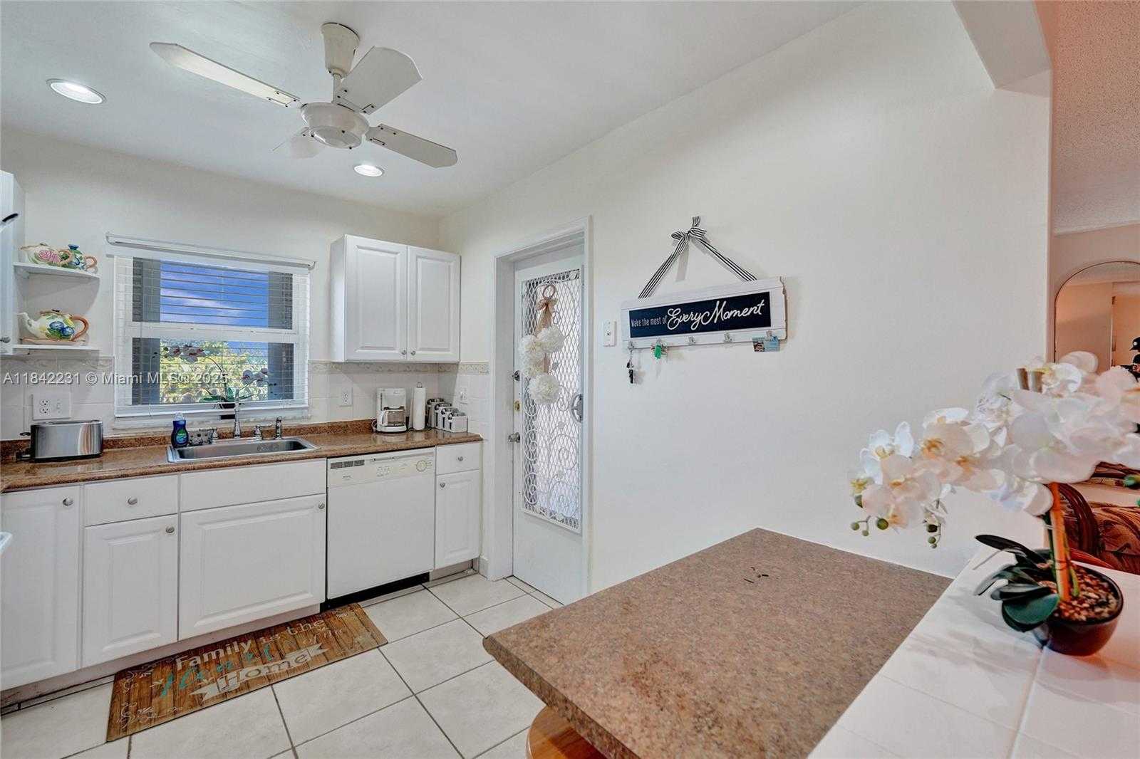 Small Image of 5300 WASHINGTON ST #V308, Hollywood Number 56