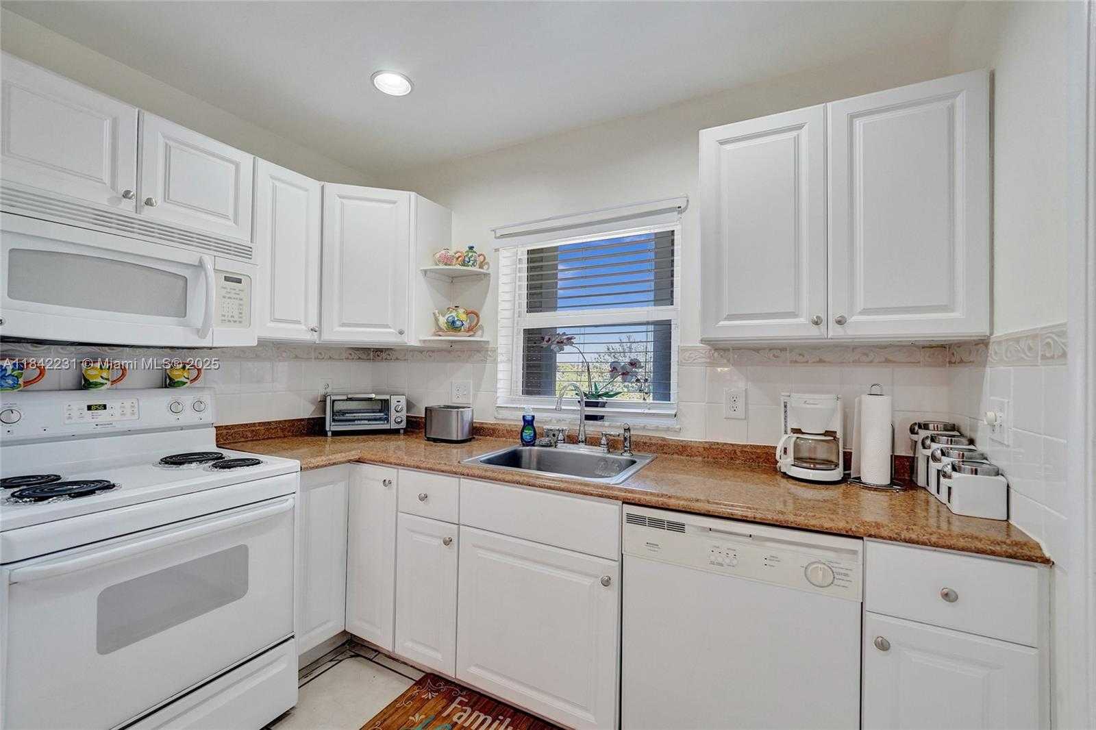 Small Image of 5300 WASHINGTON ST #V308, Hollywood Number 57