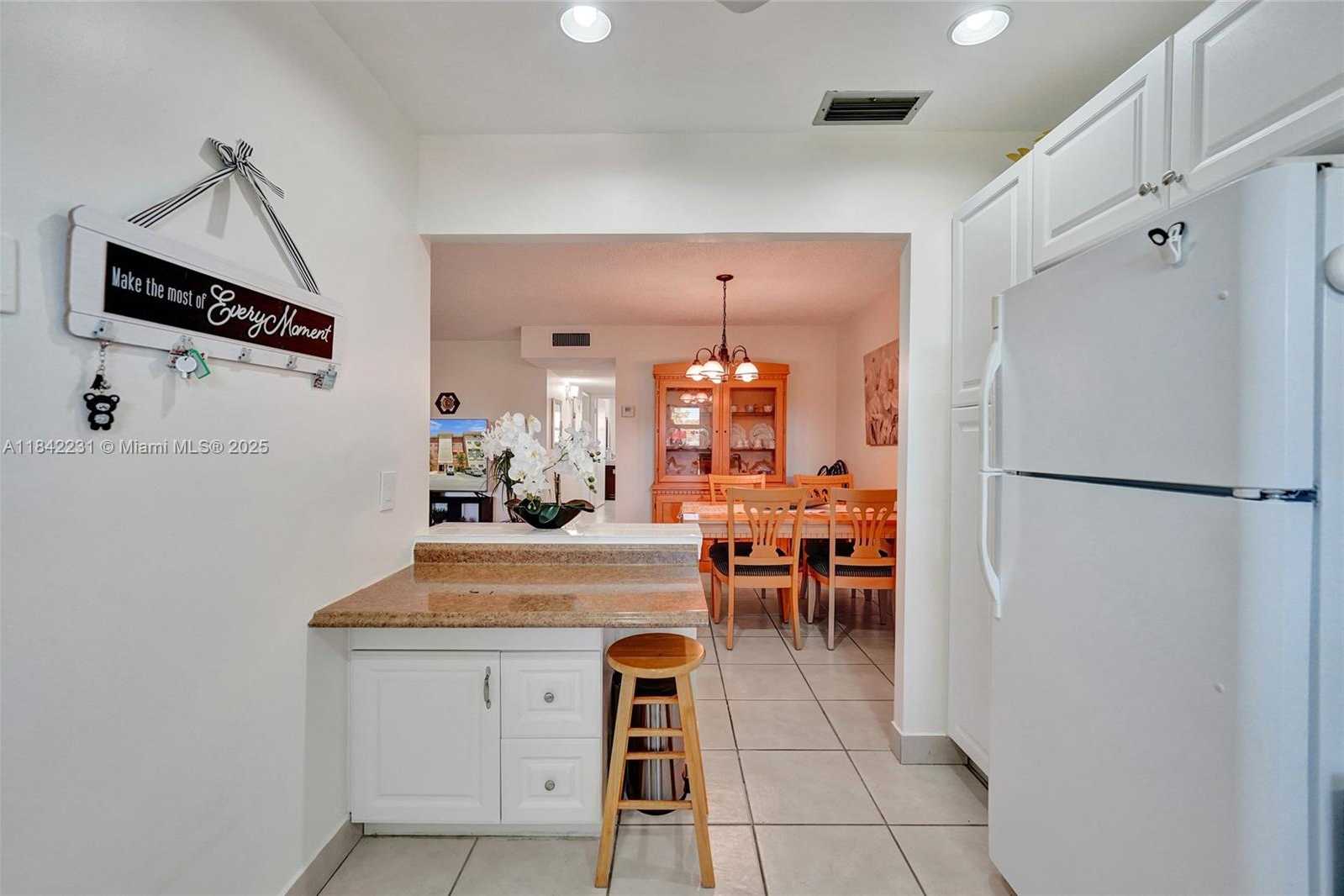 Small Image of 5300 WASHINGTON ST #V308, Hollywood Number 59