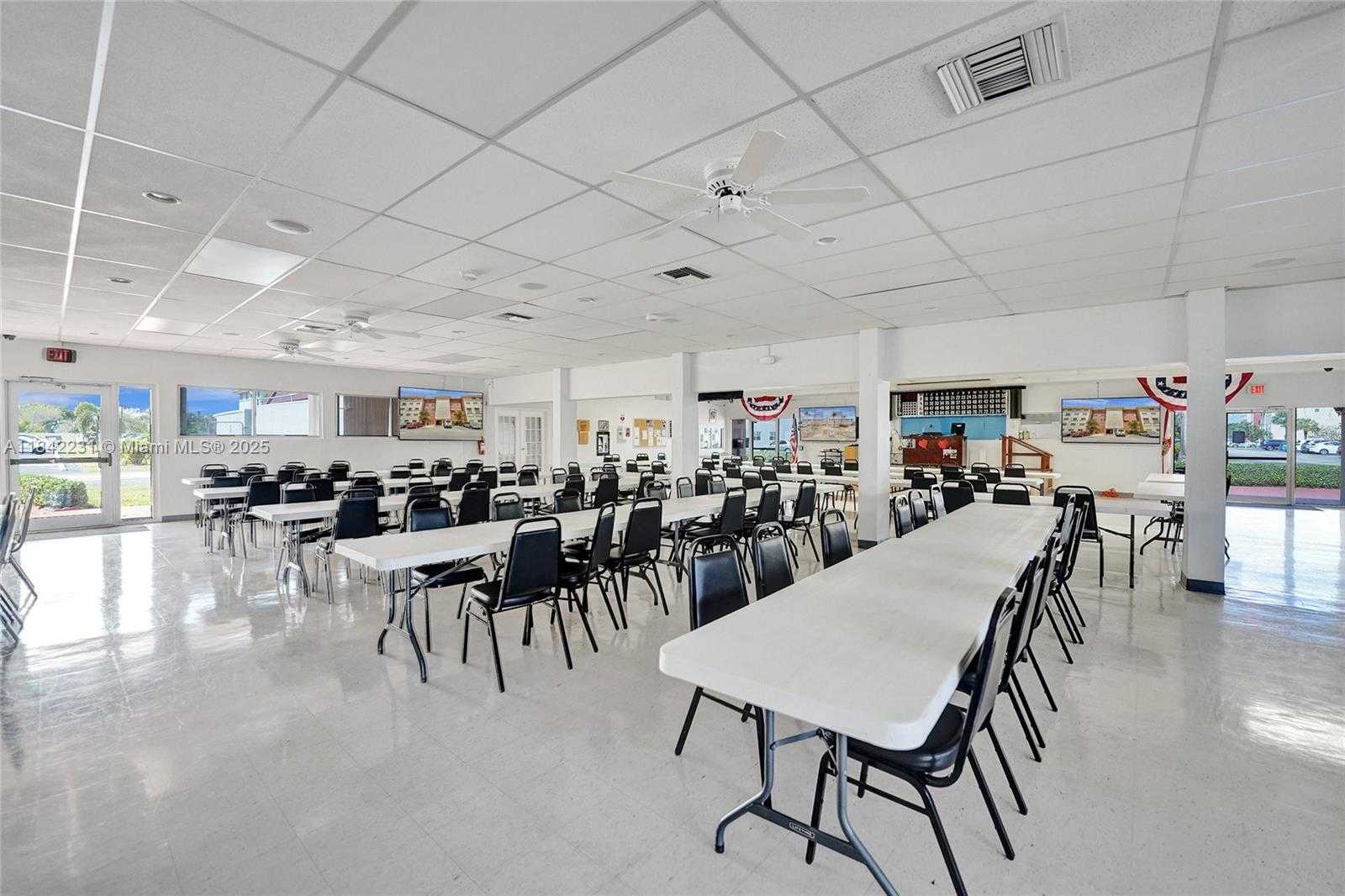 Small Image of 5300 WASHINGTON ST #V308, Hollywood Number 65