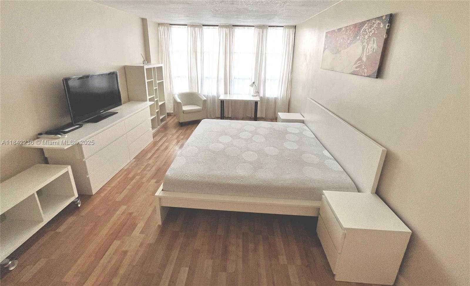 Small Image of 500 THREE ISLANDS BLVD #502, Hallandale Beach Number 15