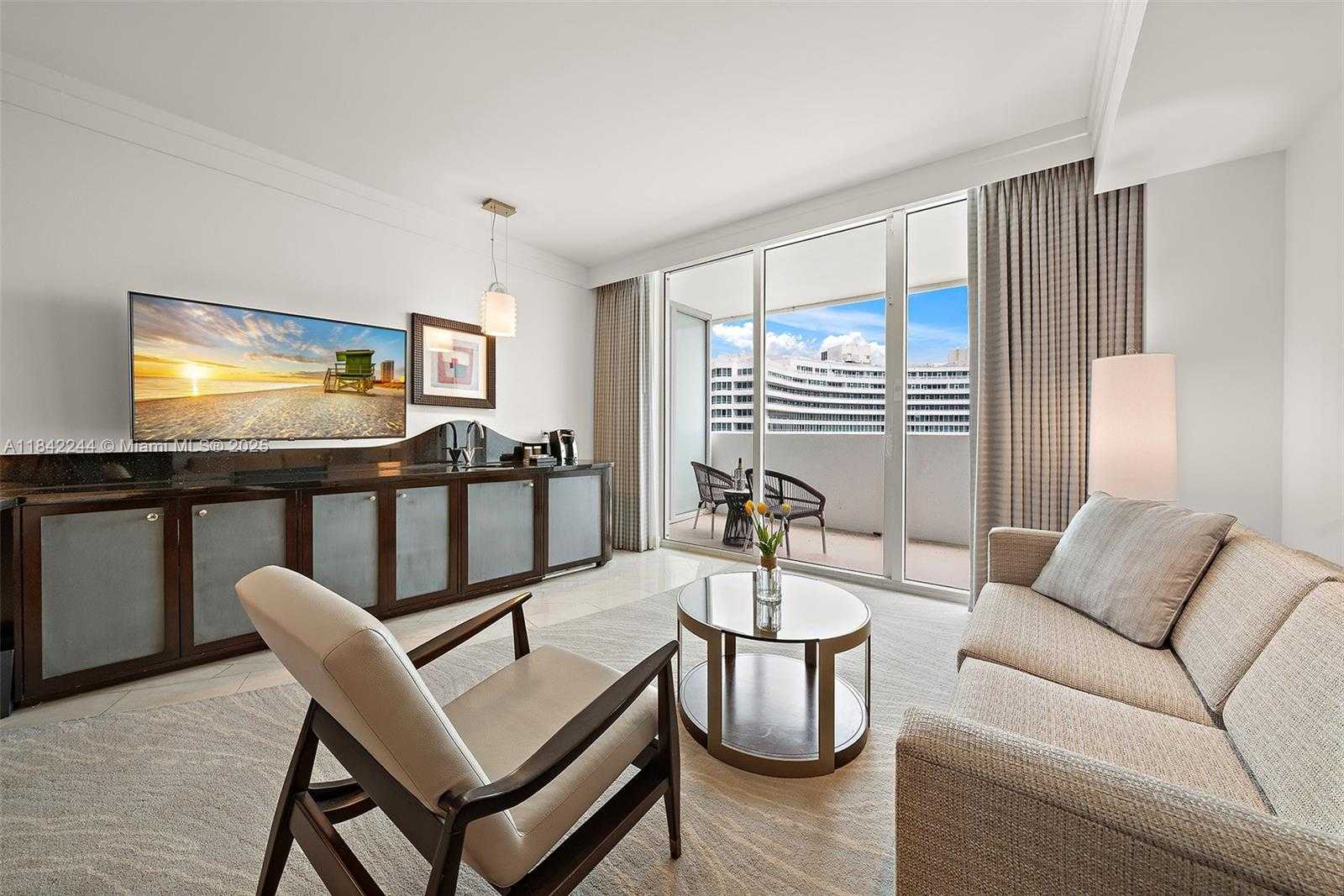 Small Image of 4391 COLLINS AVE #802, Miami Beach Number 14