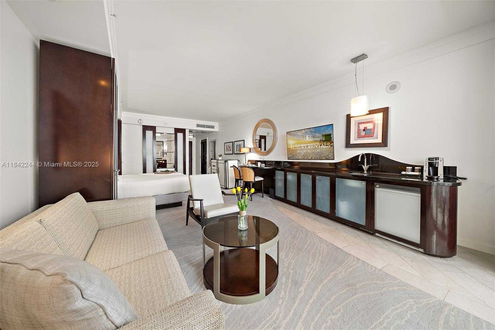 Small Image of 4391 COLLINS AVE #802, Miami Beach Number 4