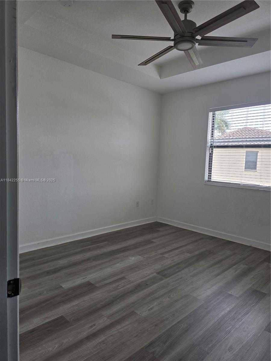 Small Image of 12738 SOUTH WEST 230TH TER #., Miami Number 11