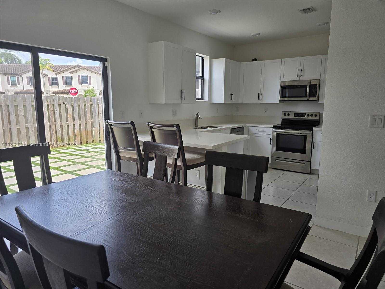 Small Image of 12738 SOUTH WEST 230TH TER #., Miami Number 14