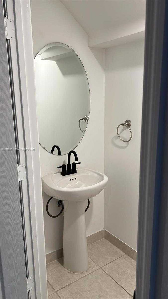 Small Image of 12738 SOUTH WEST 230TH TER #., Miami Number 17