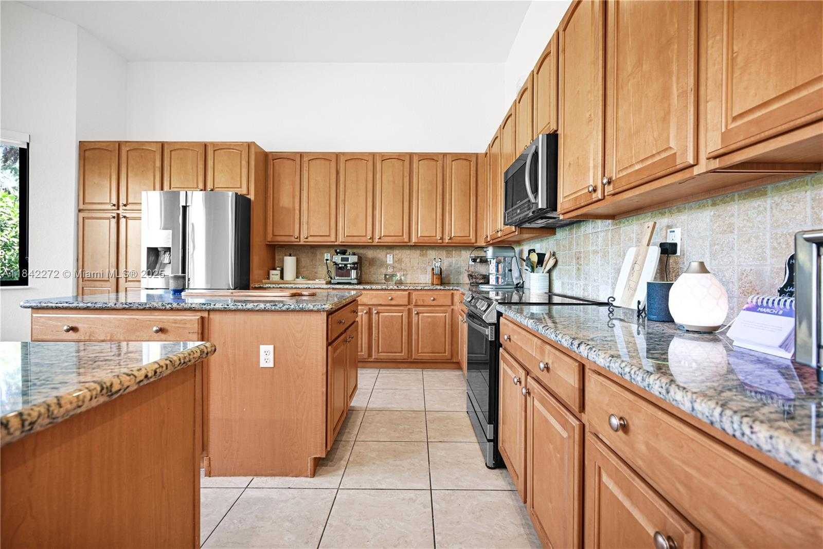 Small Image of 7565 SOUTH WEST 190TH ST, Cutler Bay Number 16