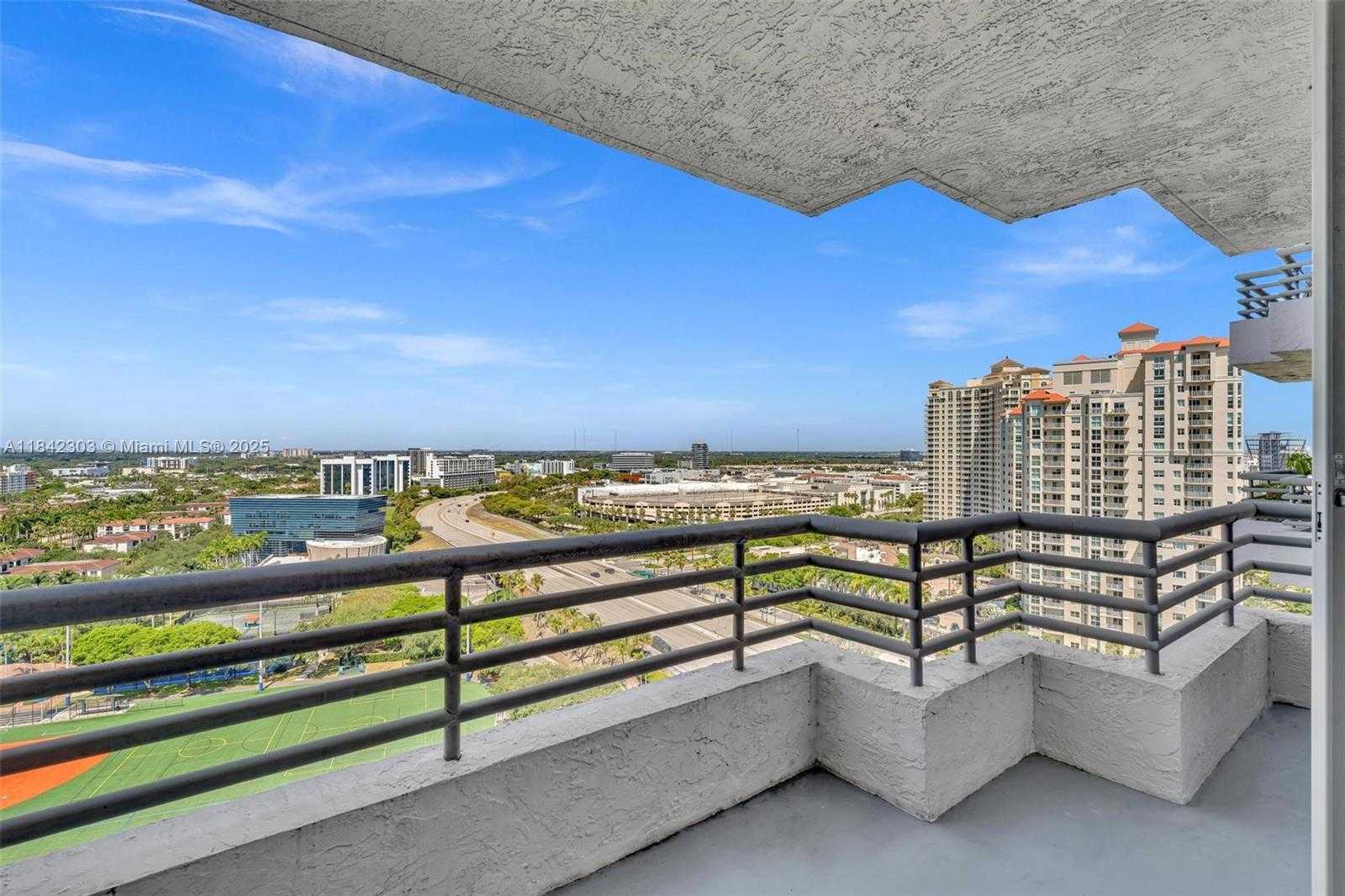 Small Image of 3300 NORTH EAST 191ST ST #LP04, Aventura Number 2