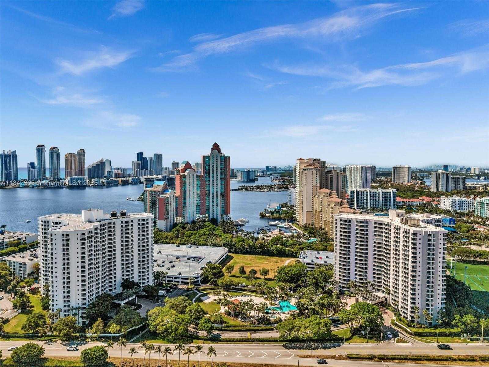 Small Image of 3300 NORTH EAST 191ST ST #LP04, Aventura Number 4