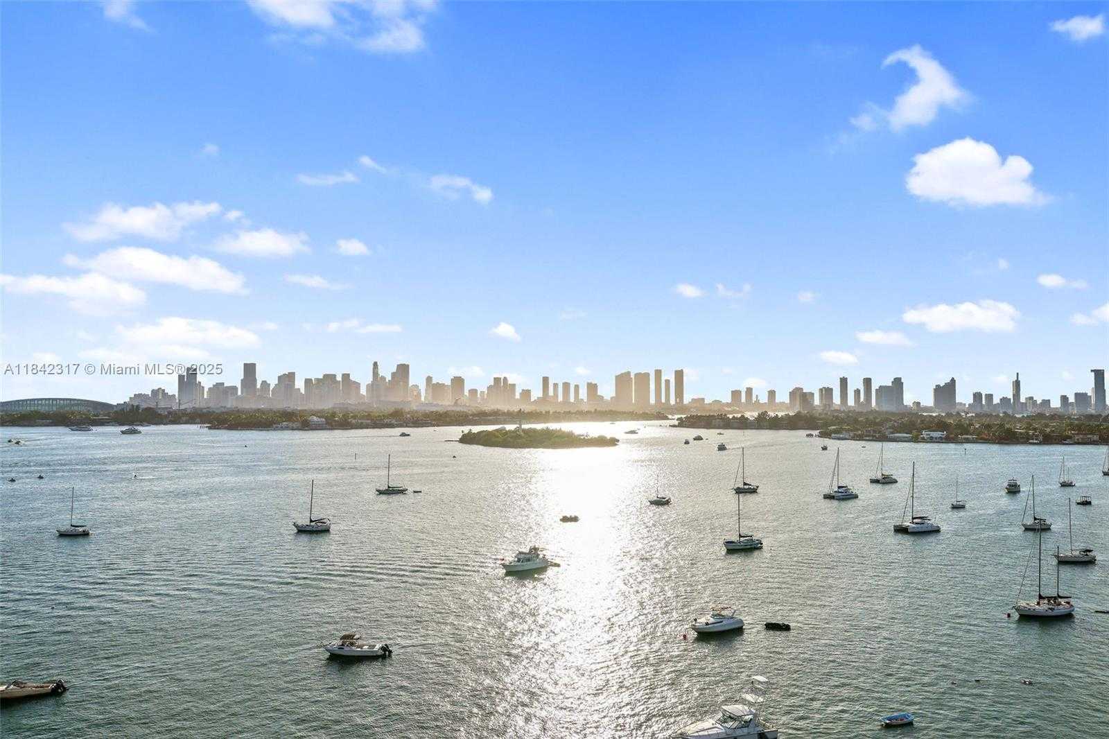 Small Image of 1500 BAY RD #PH - N1416, Miami Beach Number 30