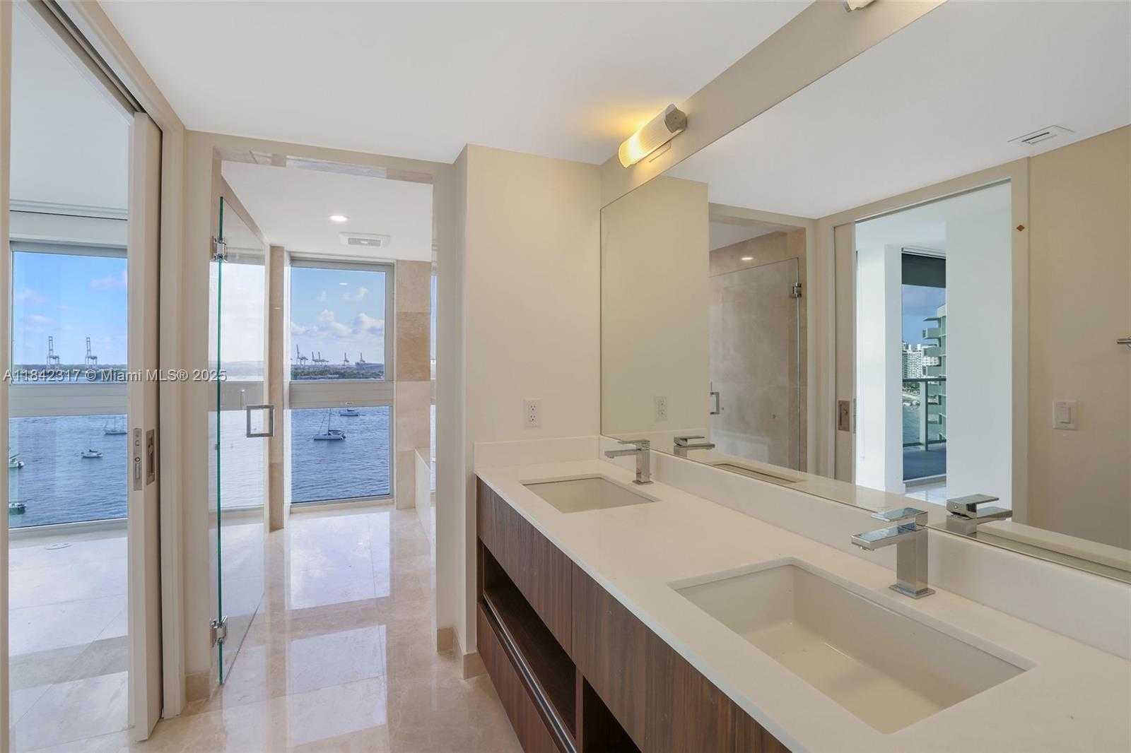 Small Image of 1500 BAY RD #PH - N1416, Miami Beach Number 35