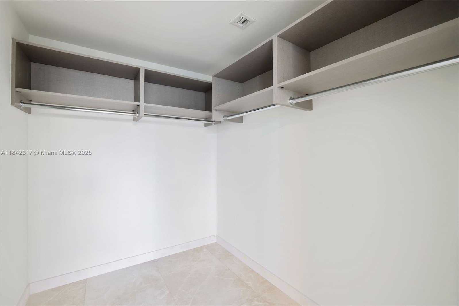 Small Image of 1500 BAY RD #PH - N1416, Miami Beach Number 42