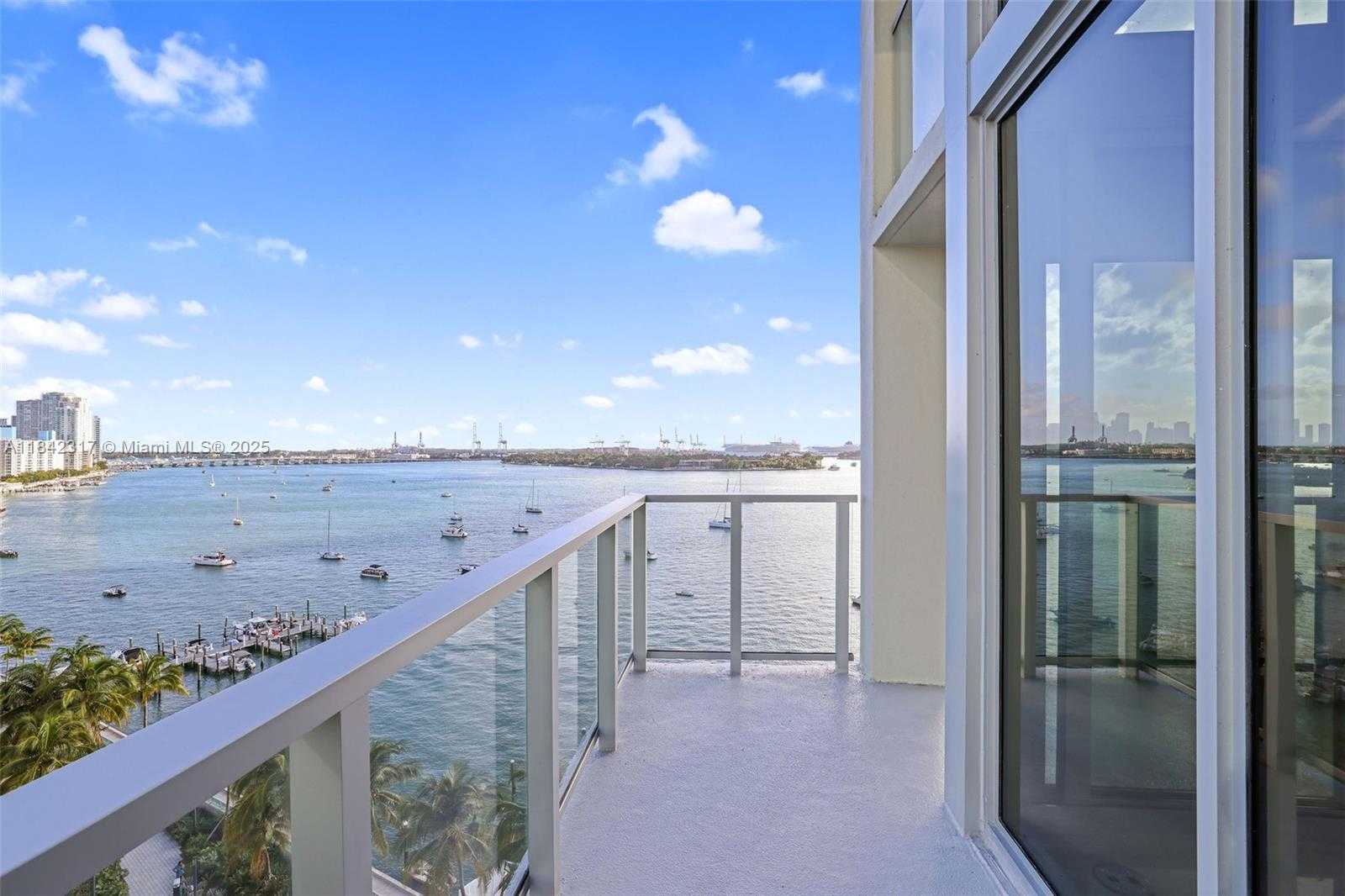 Small Image of 1500 BAY RD #PH - N1416, Miami Beach Number 5