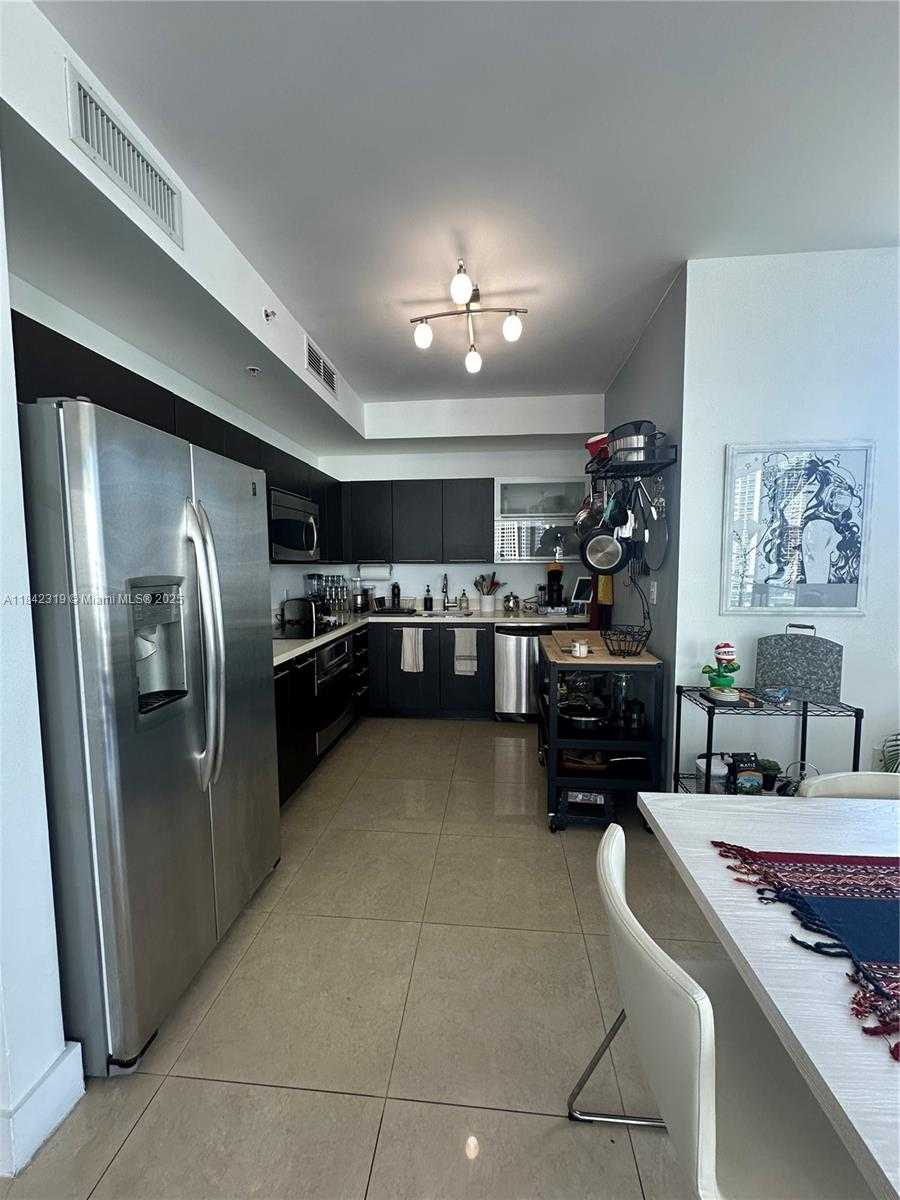 Small Image of 90 SOUTH WEST 3RD ST #1604, Miami Number 27