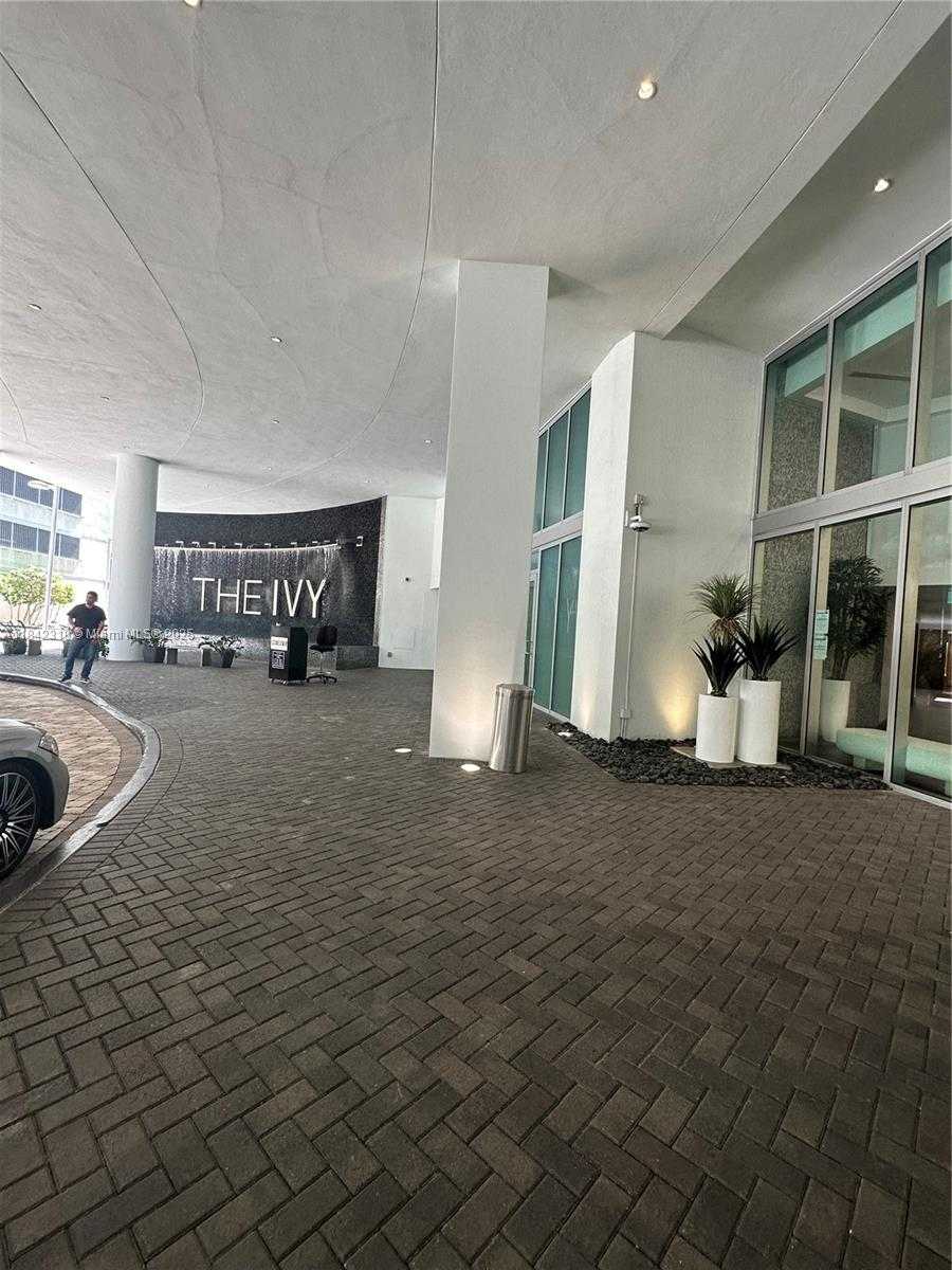 Small Image of 90 SOUTH WEST 3RD ST #1604, Miami Number 3