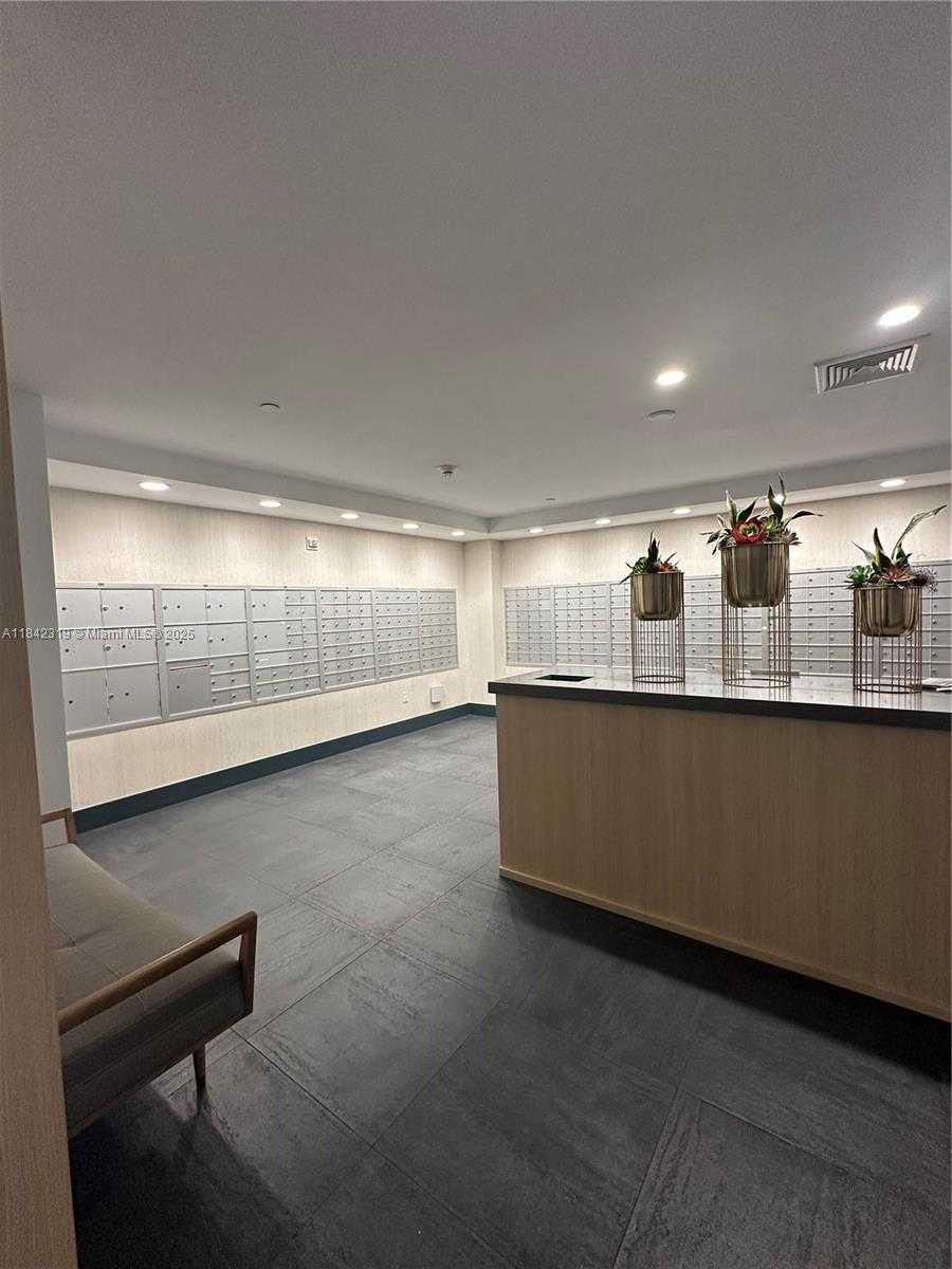 Small Image of 90 SOUTH WEST 3RD ST #1604, Miami Number 5