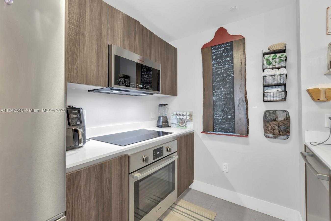 Small Image of 488 NORTH EAST 18TH ST #2511, Miami Number 10