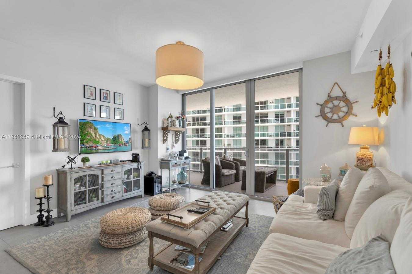 Small Image of 488 NORTH EAST 18TH ST #2511, Miami Number 13