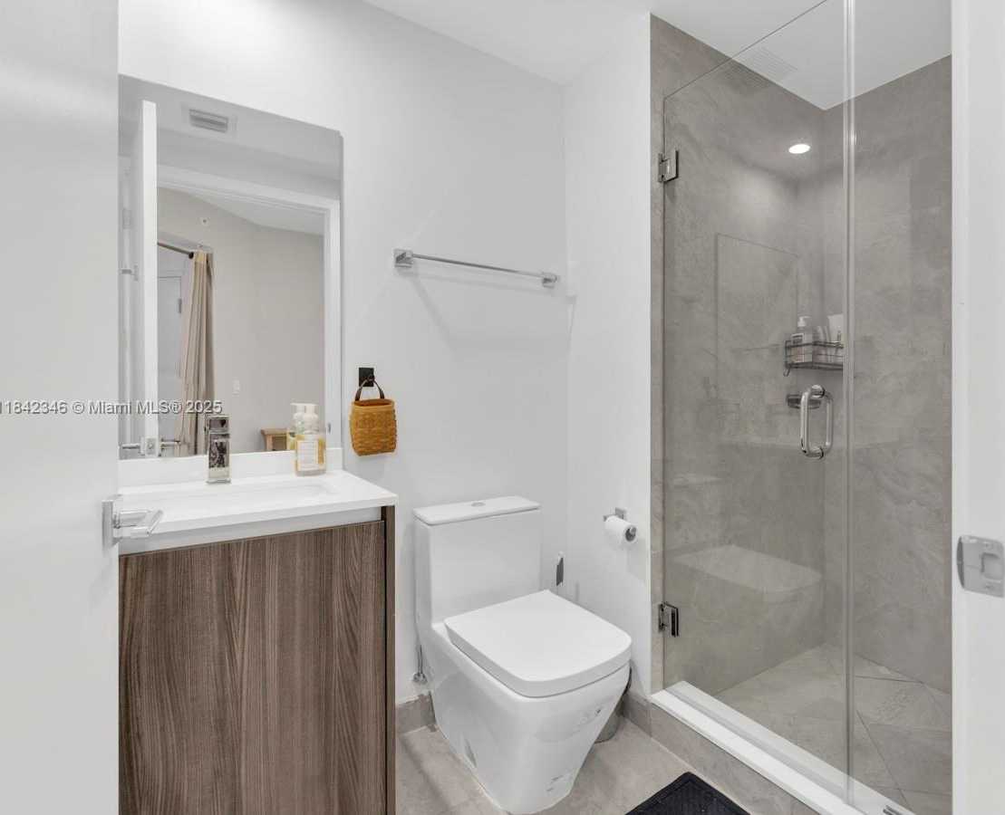 Small Image of 488 NORTH EAST 18TH ST #2511, Miami Number 22