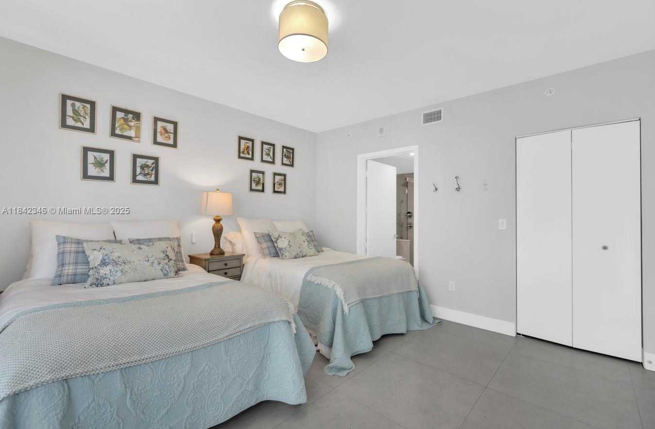 Small Image of 488 NORTH EAST 18TH ST #2511, Miami Number 26