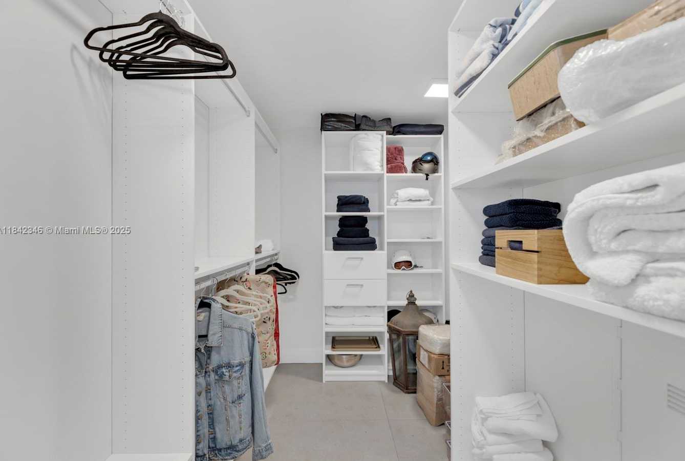 Small Image of 488 NORTH EAST 18TH ST #2511, Miami Number 27