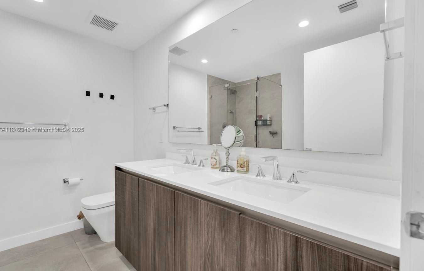 Small Image of 488 NORTH EAST 18TH ST #2511, Miami Number 28