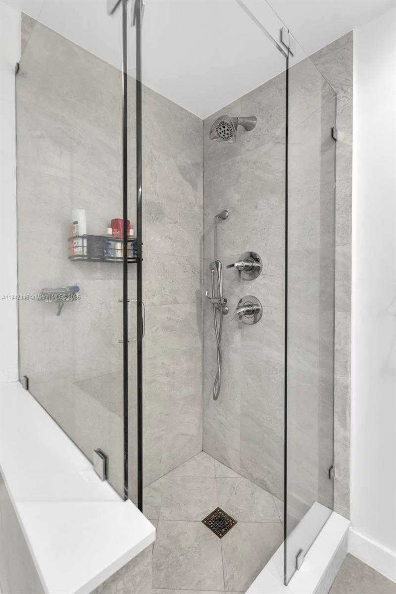 Small Image of 488 NORTH EAST 18TH ST #2511, Miami Number 29