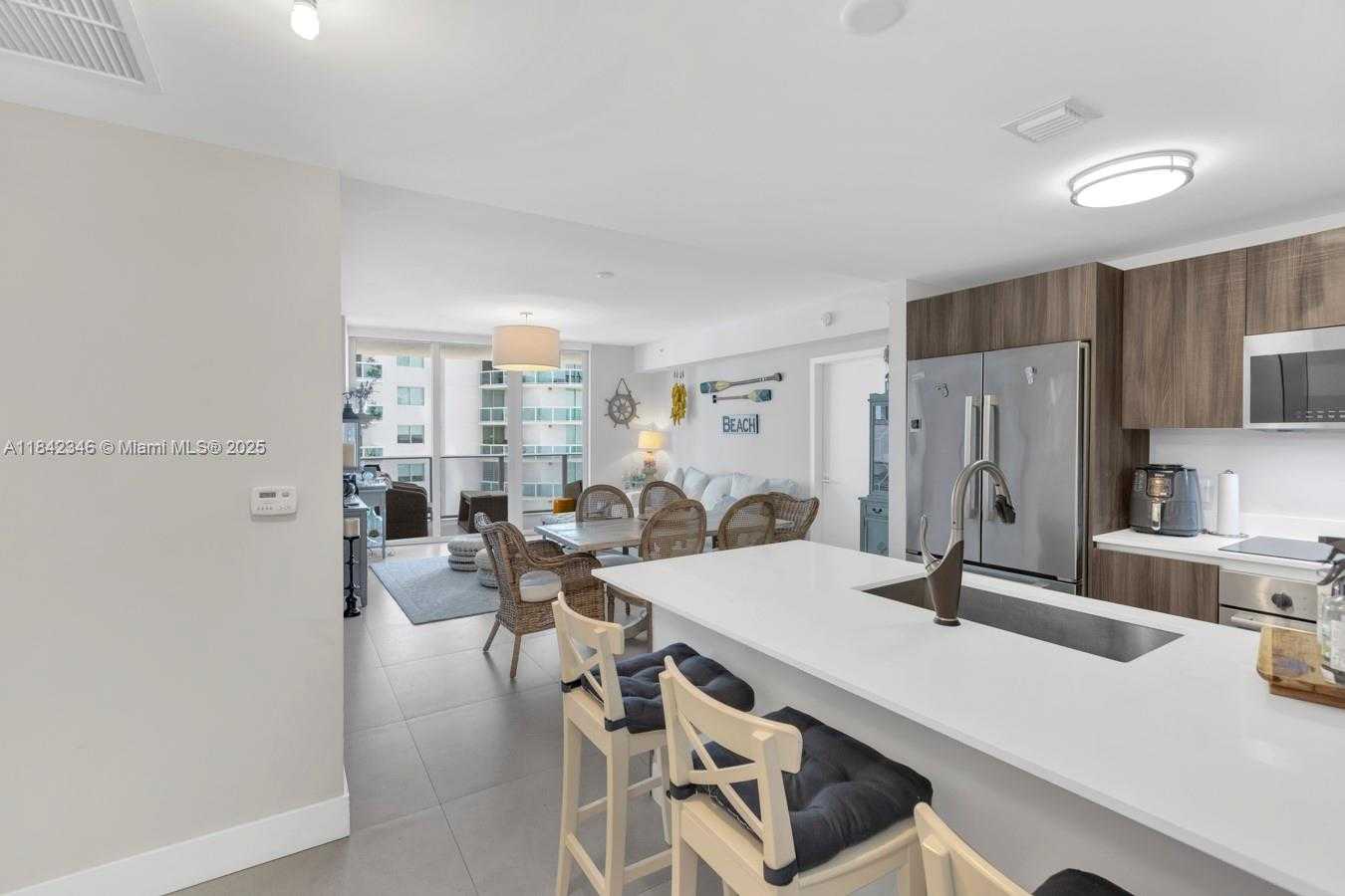 Small Image of 488 NORTH EAST 18TH ST #2511, Miami Number 6
