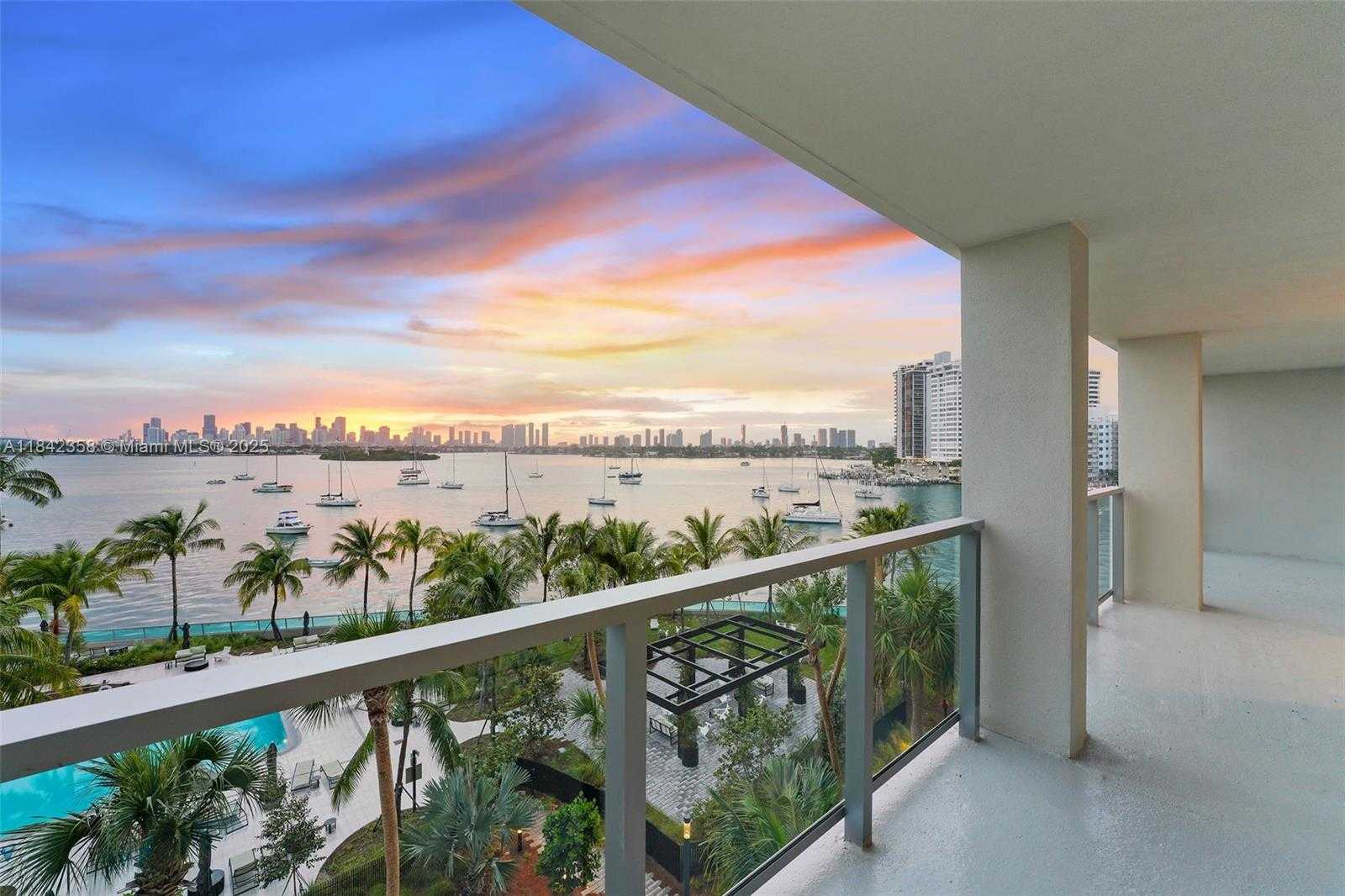 Small Image of 1500 BAY RD #N-0302, Miami Beach Number 10