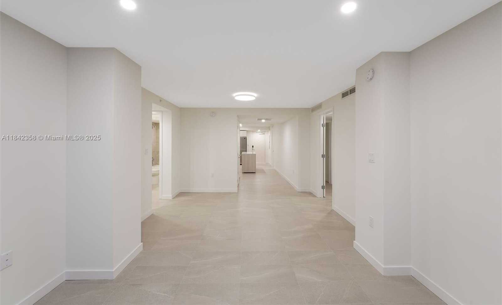 Small Image of 1500 BAY RD #N-0302, Miami Beach Number 15