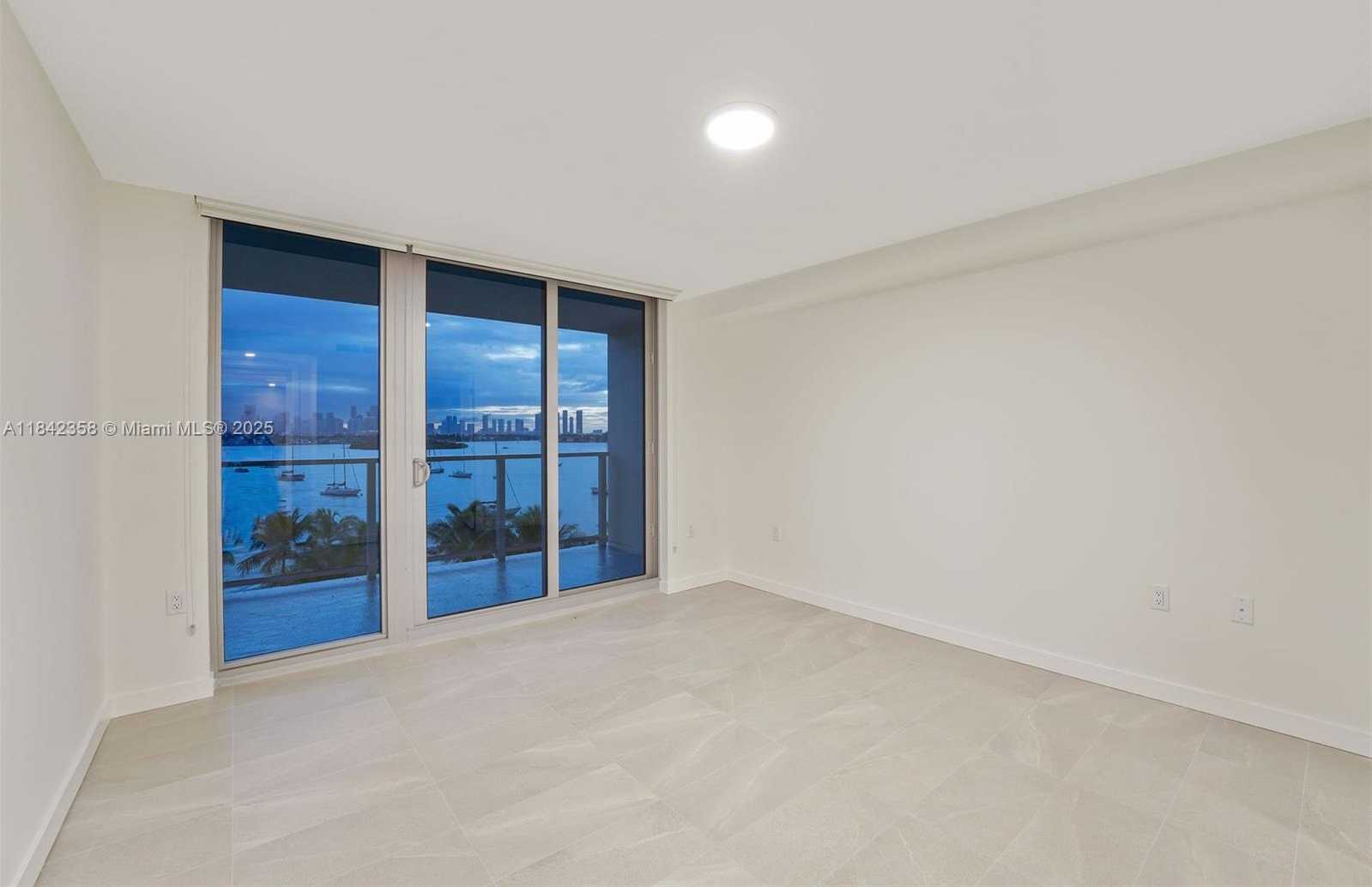 Small Image of 1500 BAY RD #N-0302, Miami Beach Number 20