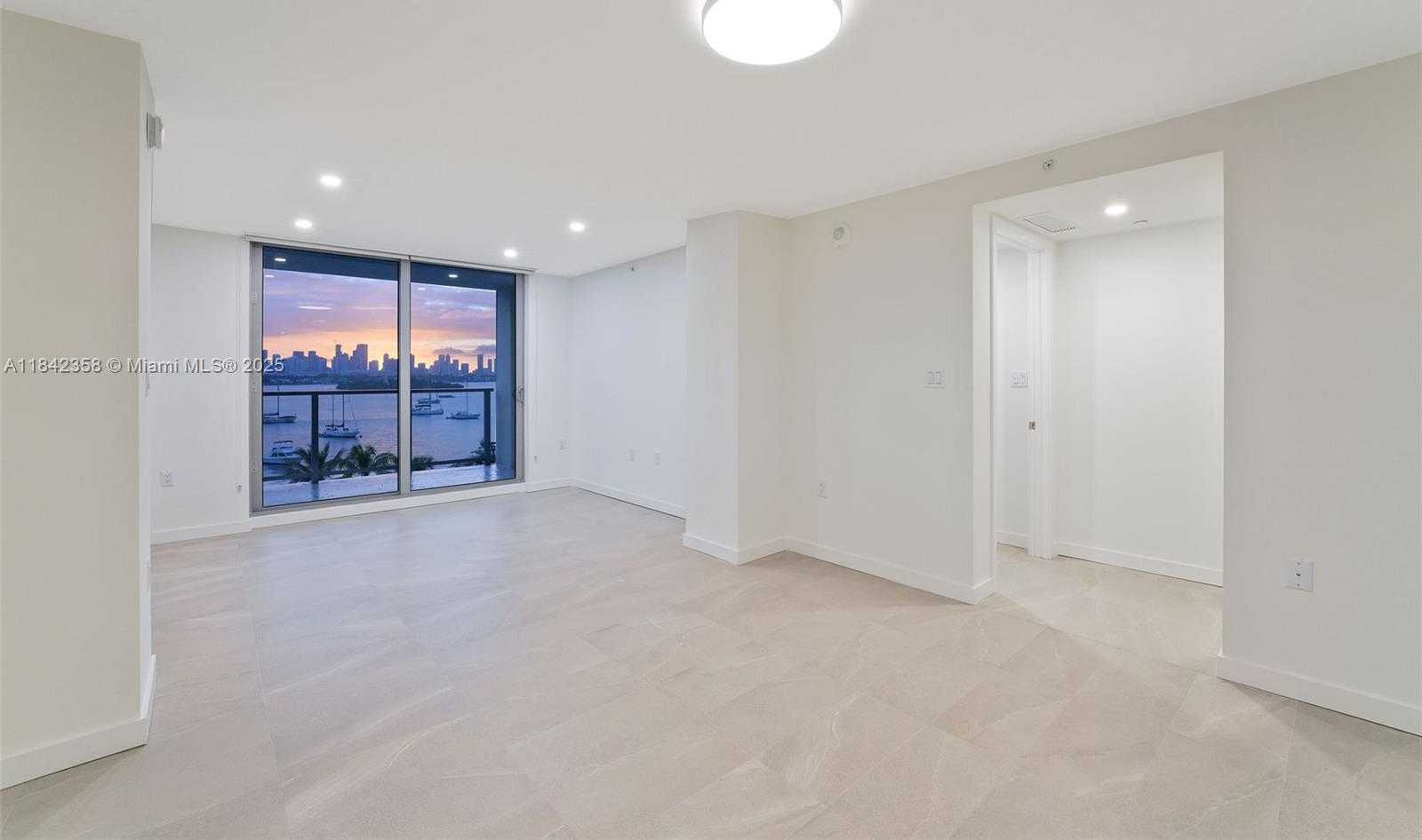 Small Image of 1500 BAY RD #N-0302, Miami Beach Number 6