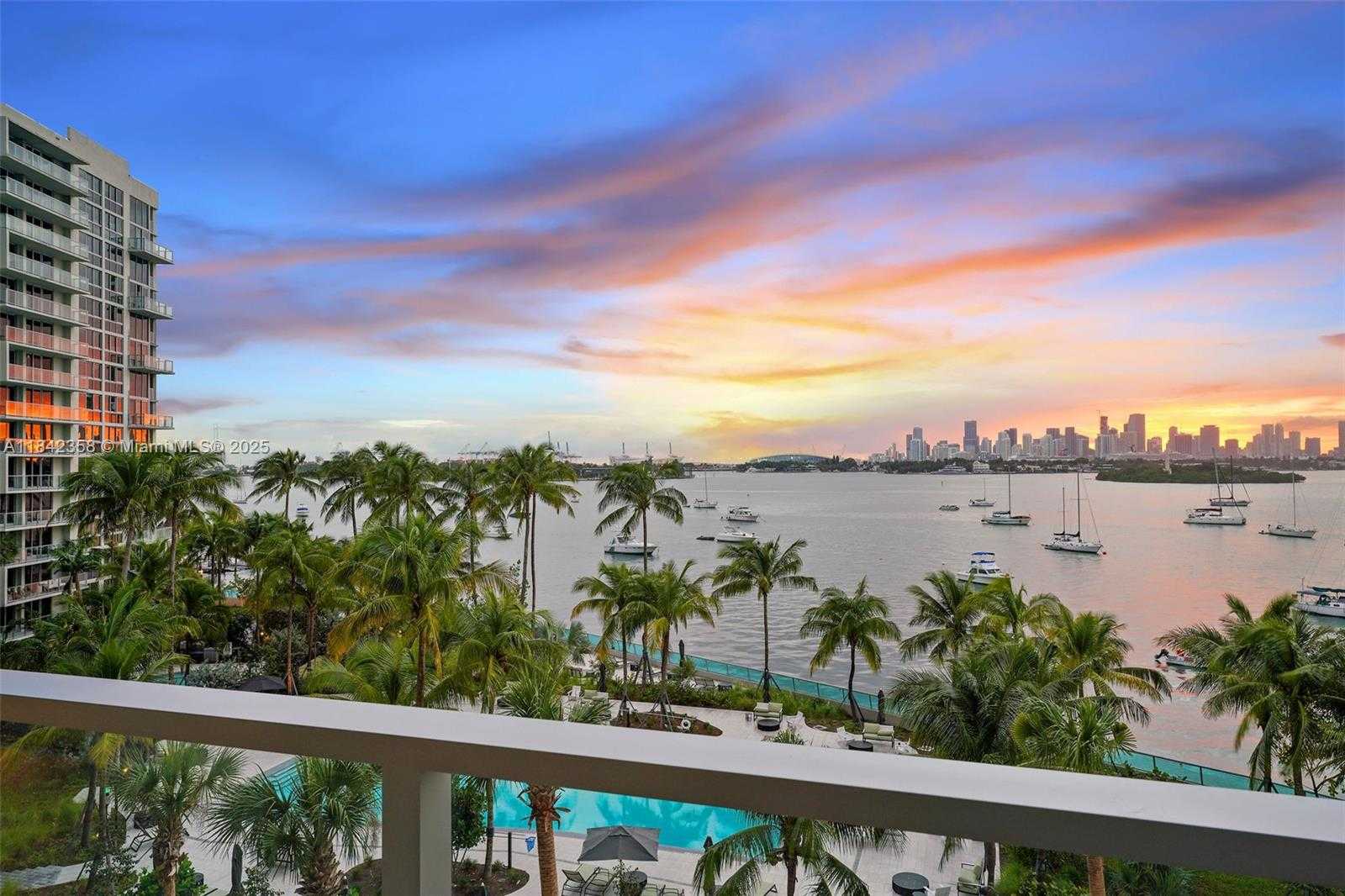 Small Image of 1500 BAY RD #N-0302, Miami Beach Number 9