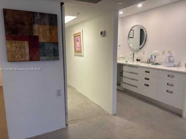 Small Image of 100 LINCOLN RD #1546, Miami Beach Number 10