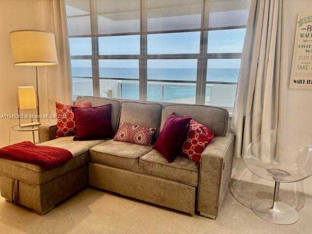 Small Image of 100 LINCOLN RD #1546, Miami Beach Number 3