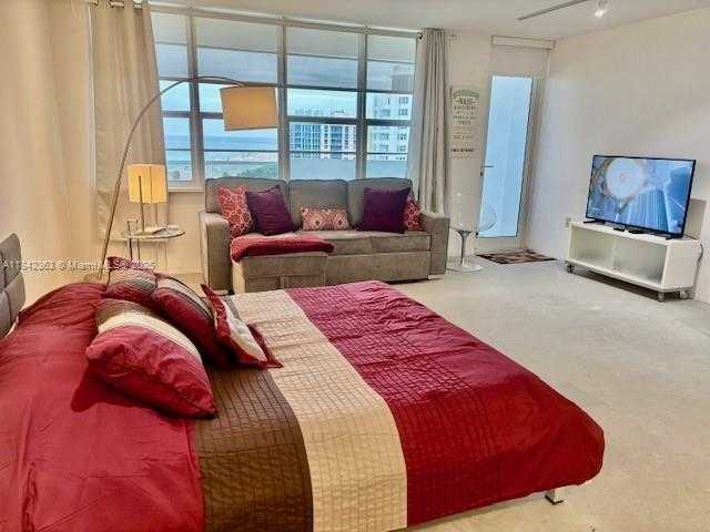 Small Image of 100 LINCOLN RD #1546, Miami Beach Number 4