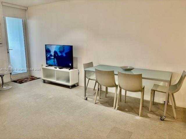 Small Image of 100 LINCOLN RD #1546, Miami Beach Number 5