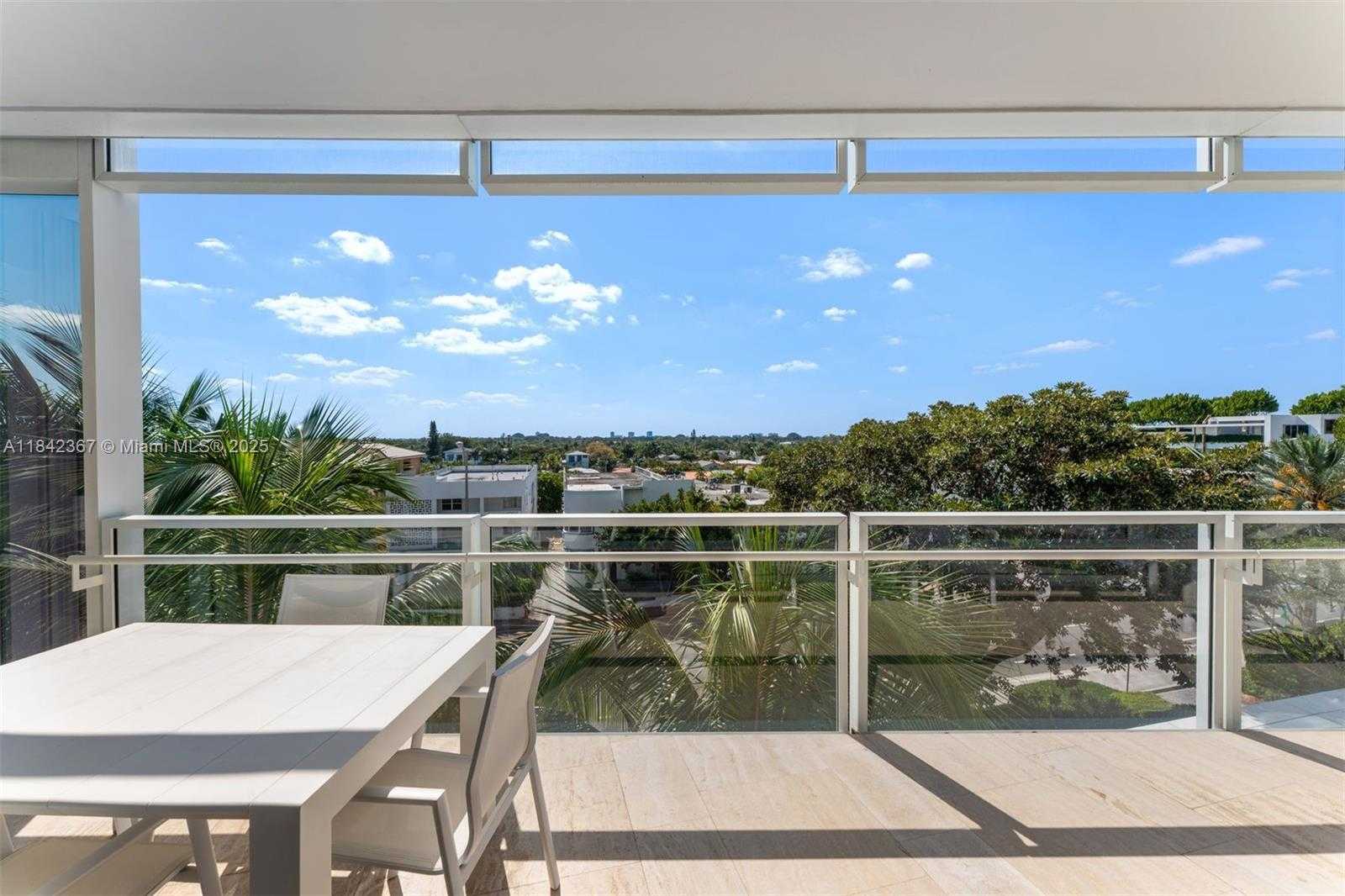 Small Image of 9001 COLLINS AVE #S-406, Surfside Number 19