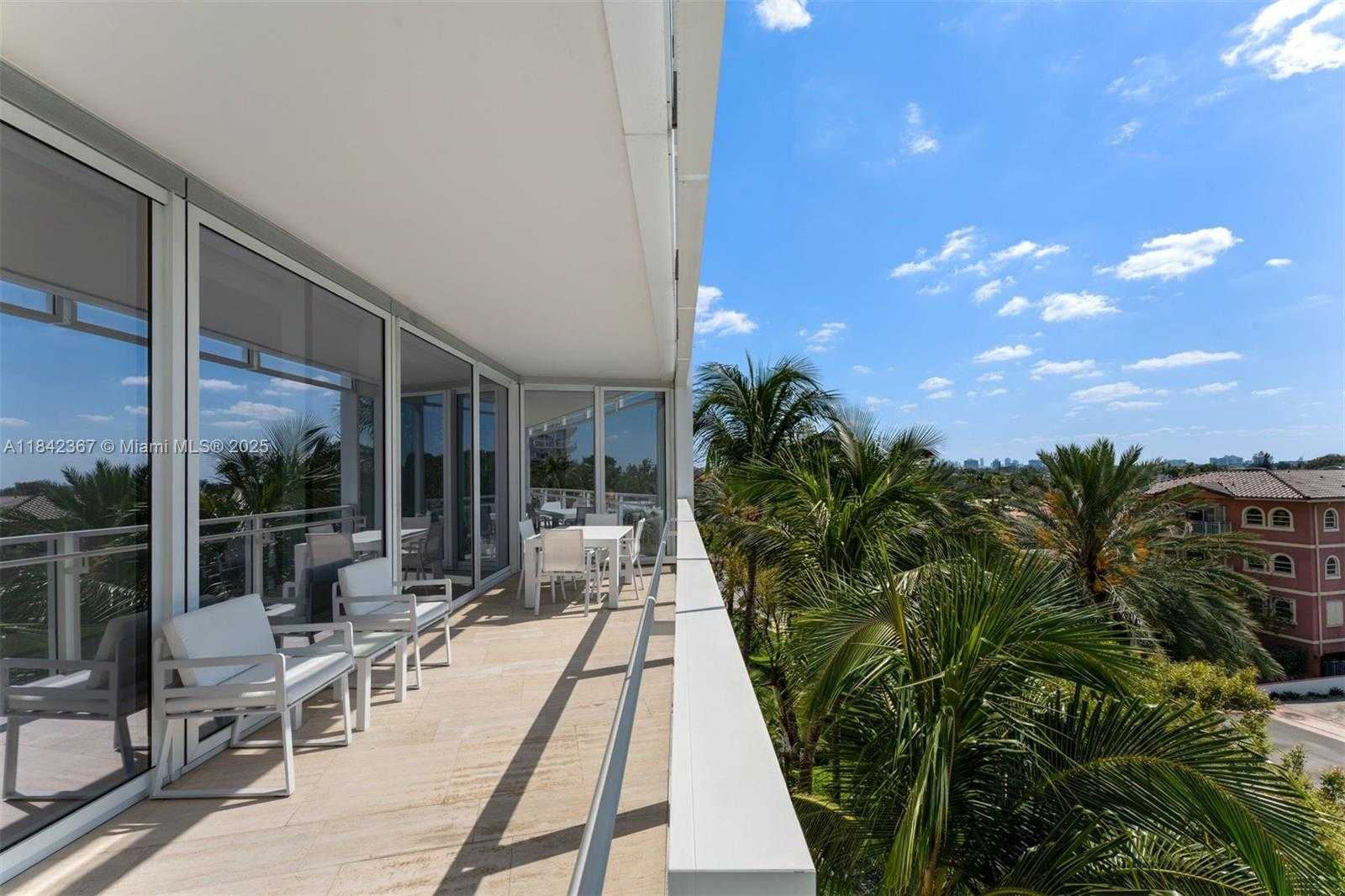Small Image of 9001 COLLINS AVE #S-406, Surfside Number 22
