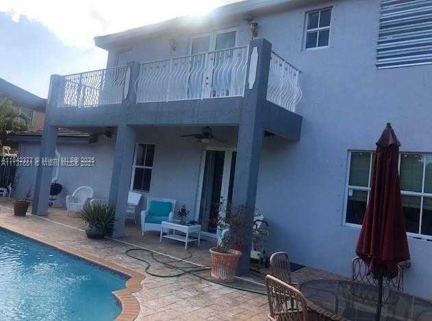 Small Image of 20051 SOUTH WEST 128TH CT, Miami Number 5