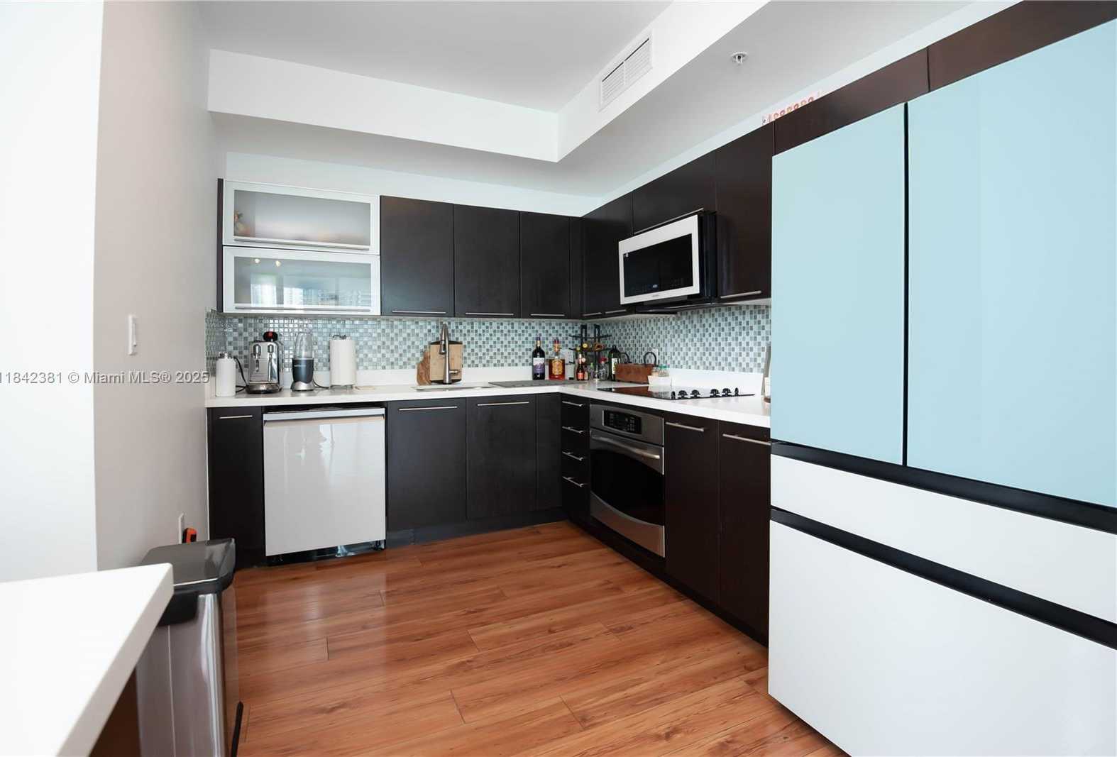 Small Image of 90 SOUTH WEST 3RD ST #2113, Miami Number 13