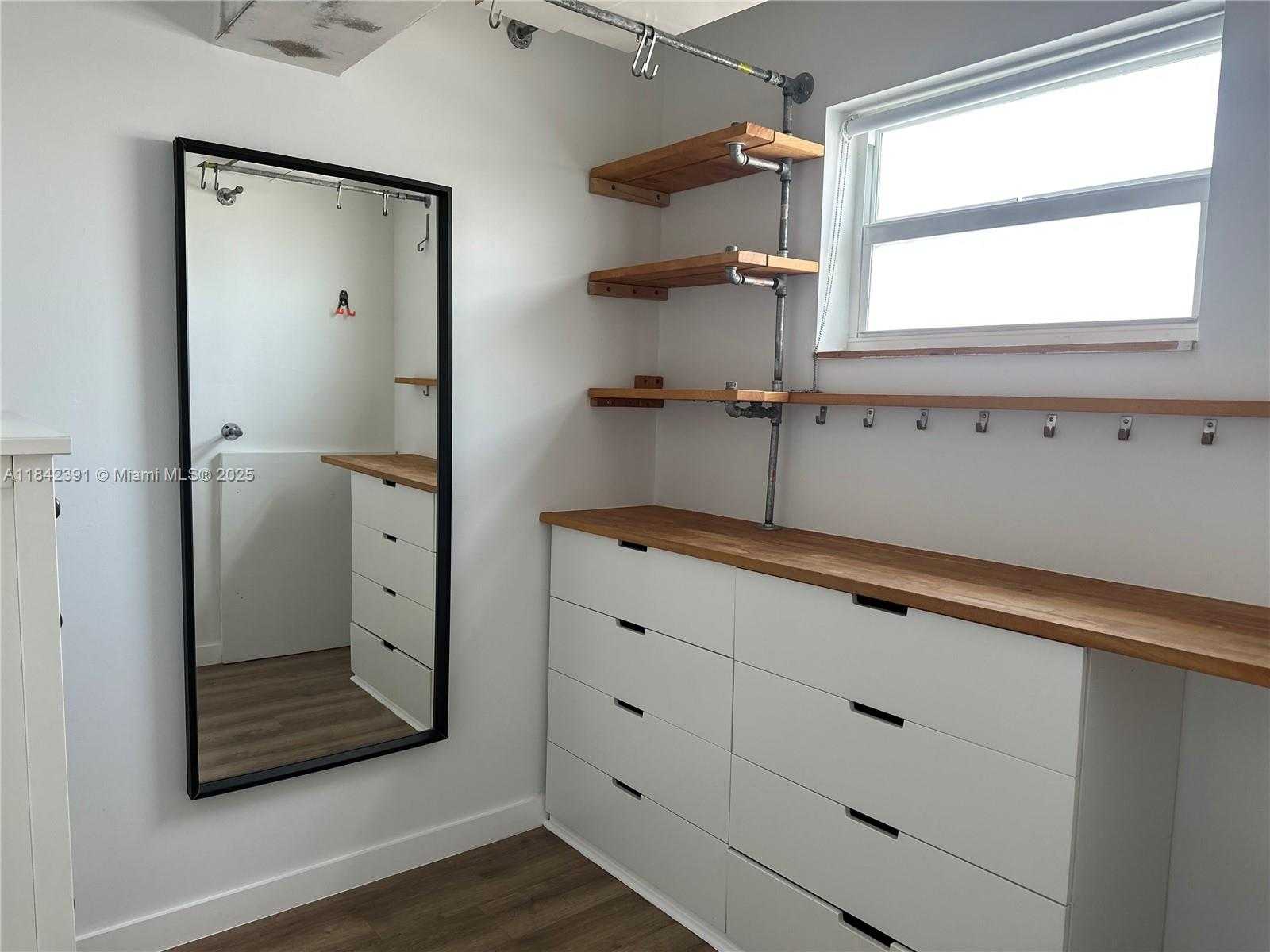 Small Image of 1545 EUCLID AVE #4J, Miami Beach Number 15