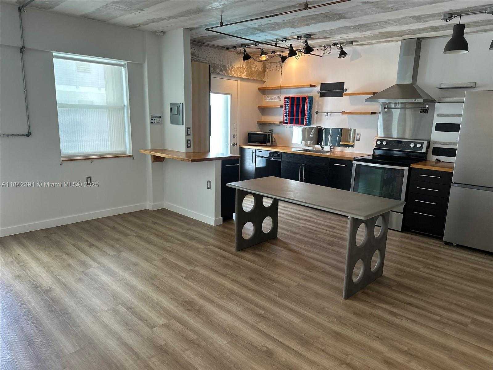 Small Image of 1545 EUCLID AVE #4J, Miami Beach Number 2